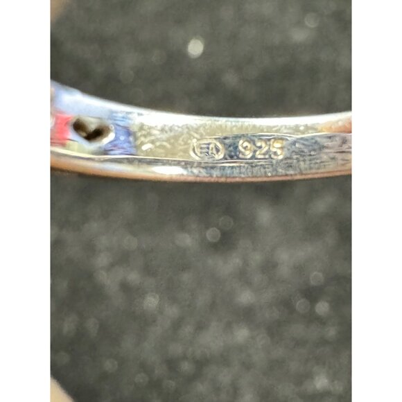 Size 7 Unbranded 925 Sterling Silver Heart Statement/Cocktail Ring w/ White Gems - Picture 4 of 5